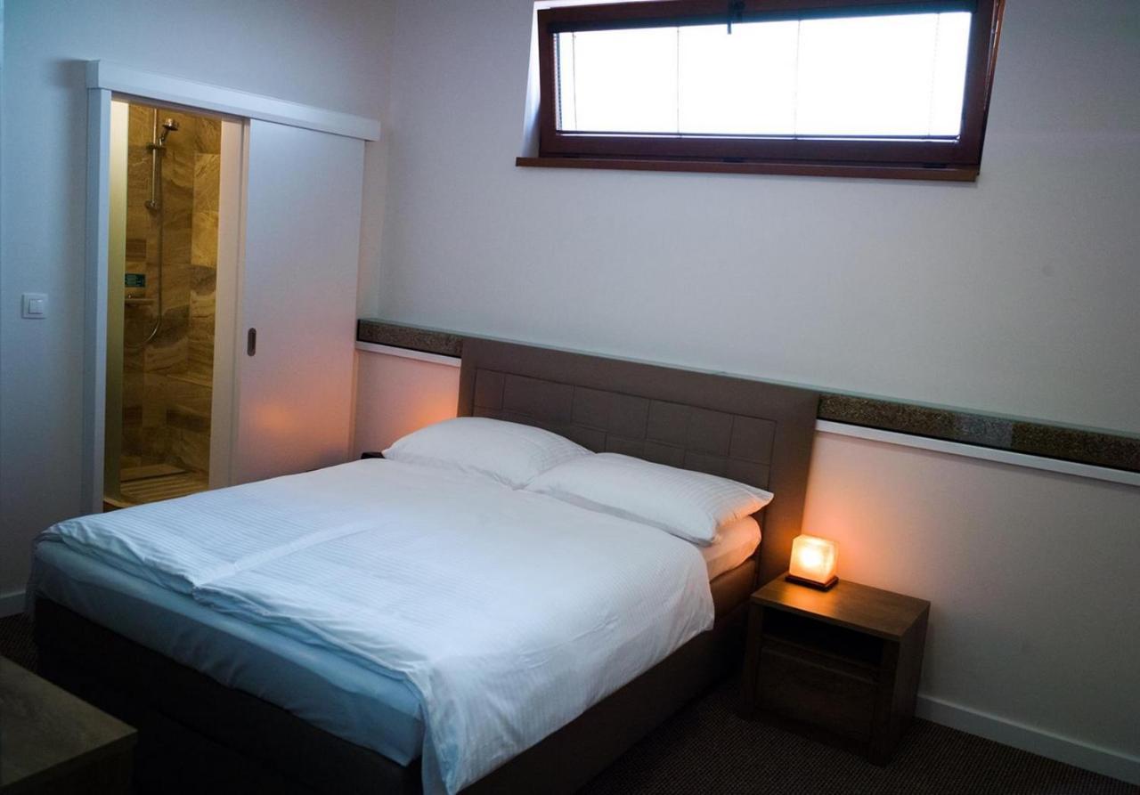 A7 Apartments Komárno Eksteriør billede