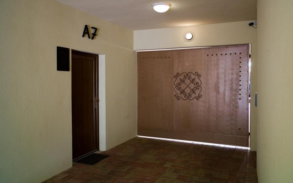 A7 Apartments Komárno Eksteriør billede